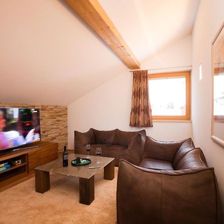 Alpenappartement Bergkoenig Warth  Exteriér fotografie